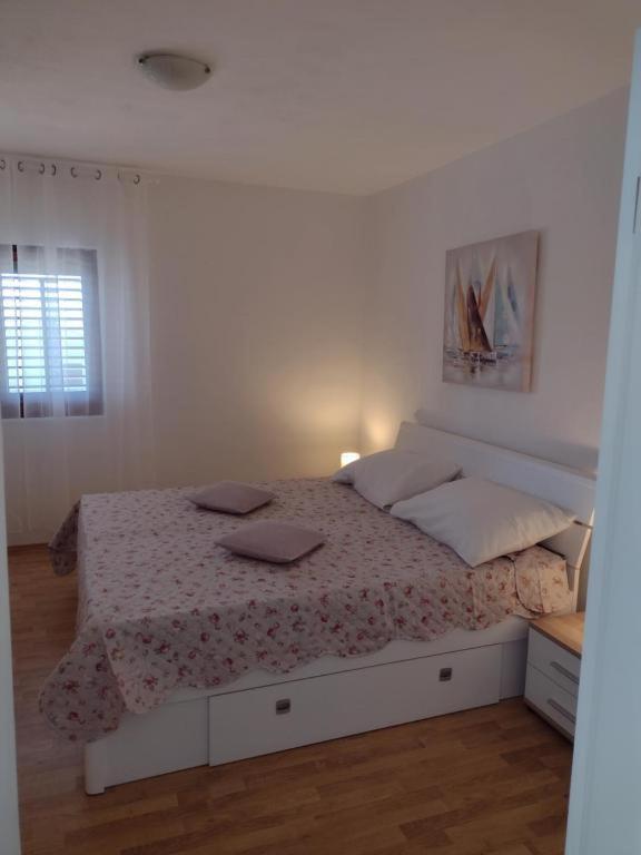 Gordana Apartmani Ljubač エクステリア 写真